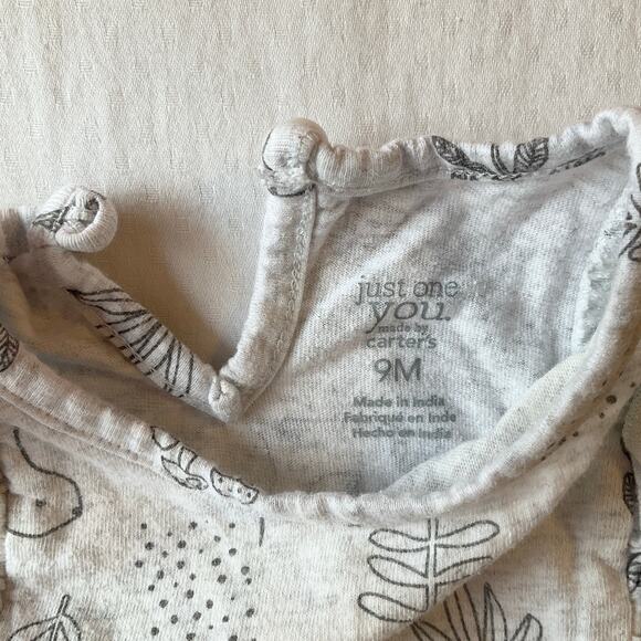 Carter’s Baby Girl Dress size 9M Red & Rompers Size 9M Gray Bunny Flower - Picture 6 of 7